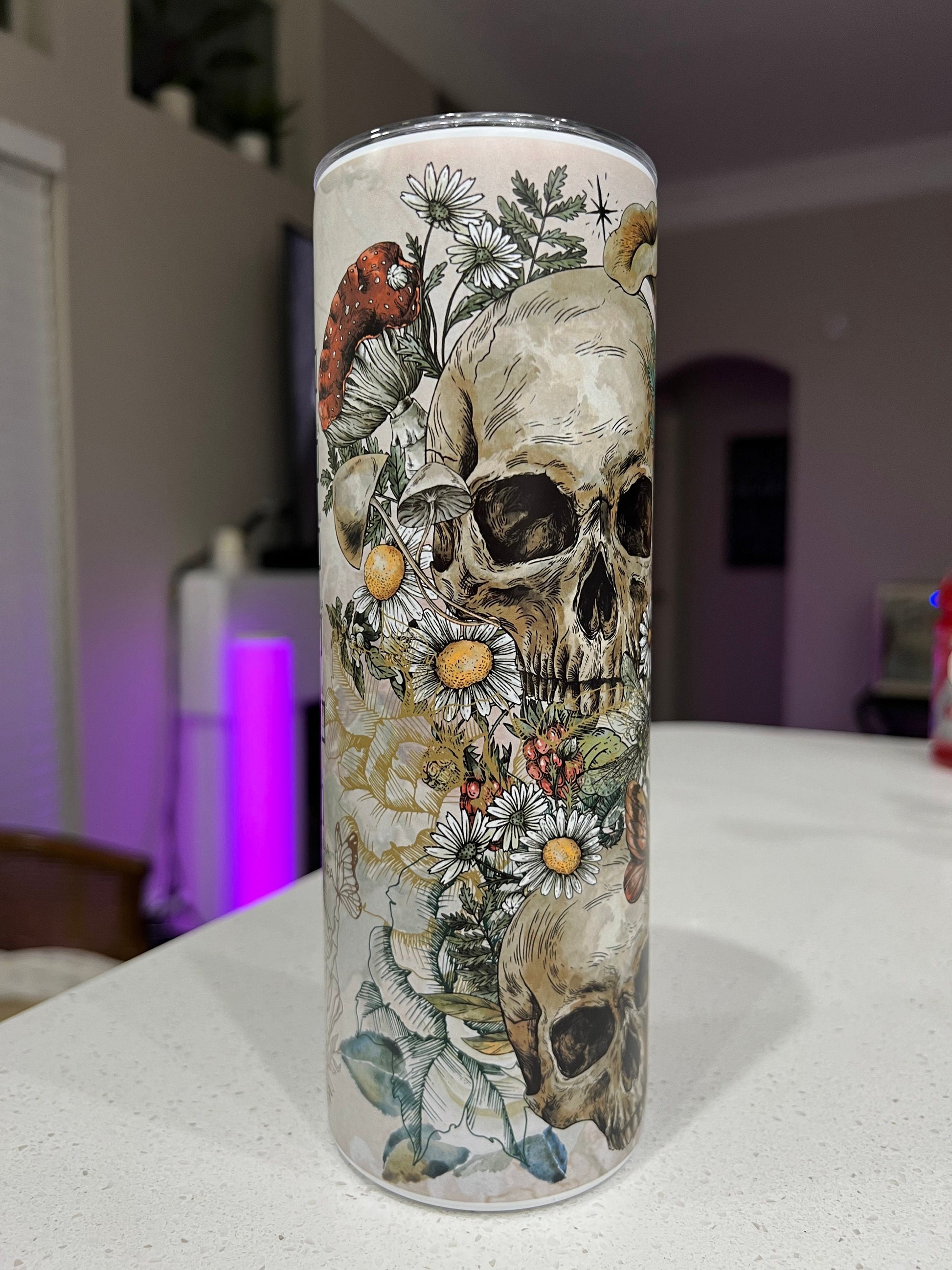 CAFECITO Y CHISME 20oz Tumbler Cup Skeleton Pattern, chingona, cabrona, chismosa, cup, Toxica themed, cafecito y chisme termo